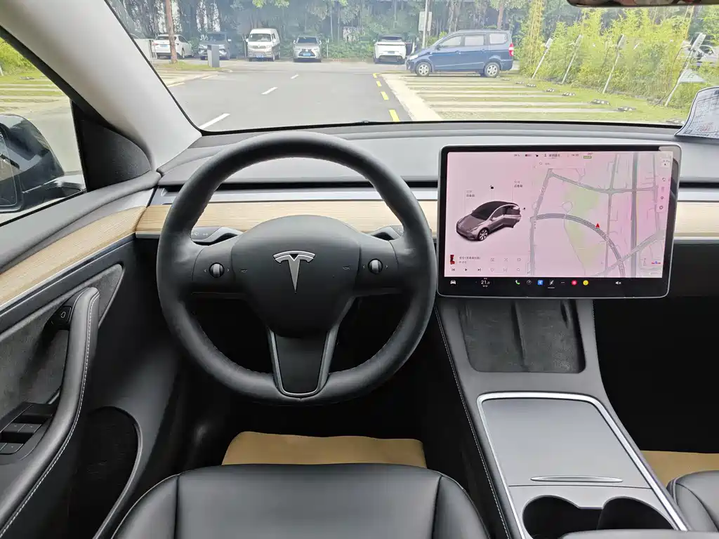 Tesla Model Y — фотографии объявления, Фото 17