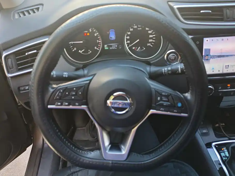 Nissan Qashqai — миниатюра 14