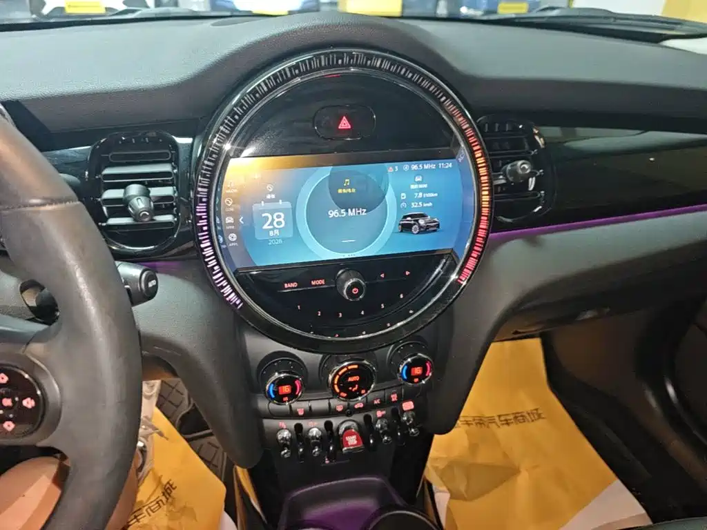 MINI Mini — миниатюра 13