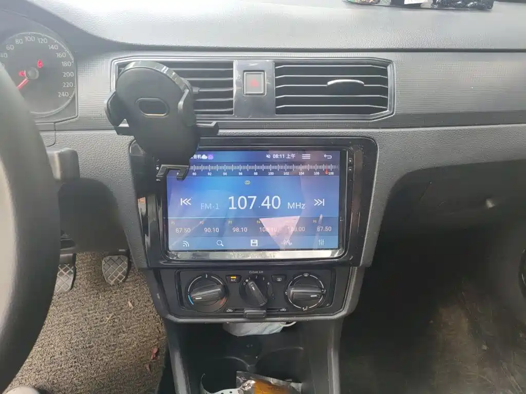Volkswagen Santana — миниатюра 14