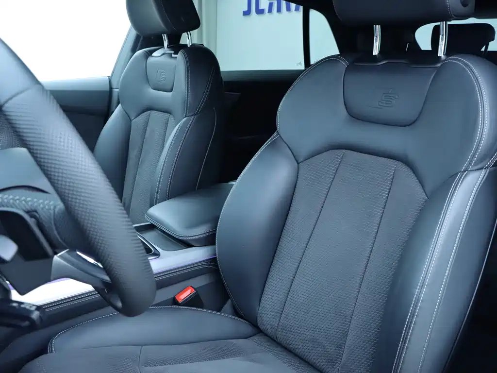 Audi Q8 2019 55 TFSI