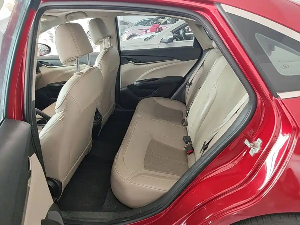 Buick Excelle — миниатюра 17