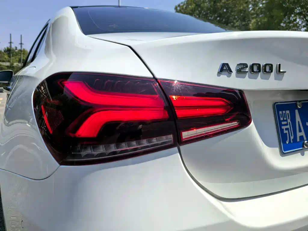 Mercedes-Benz A-Class — миниатюра 11