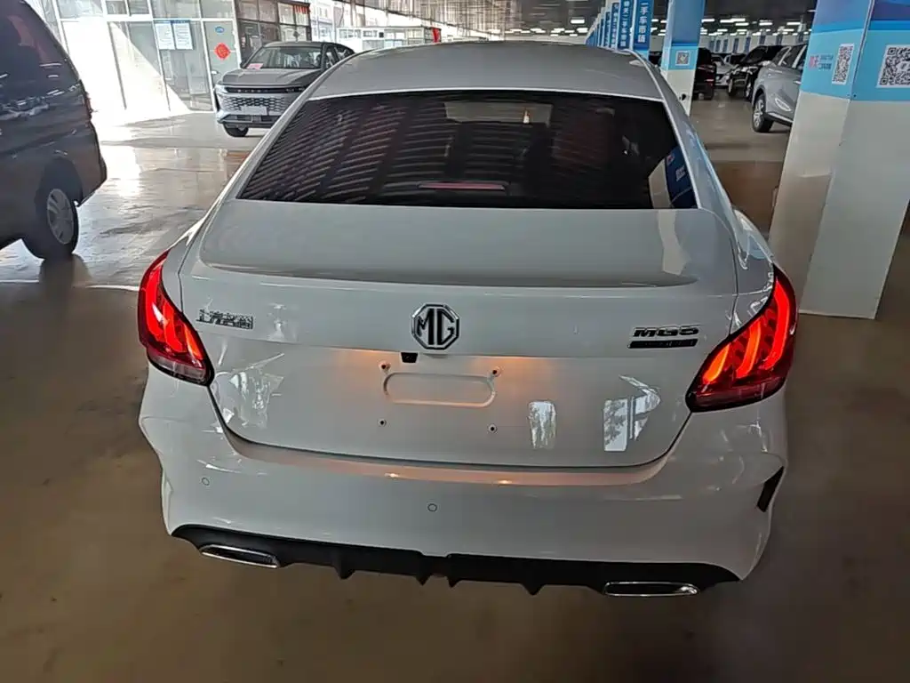 MG MG5 — миниатюра 6