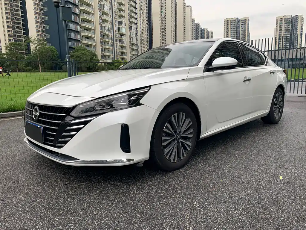 NISSAN TEANA
