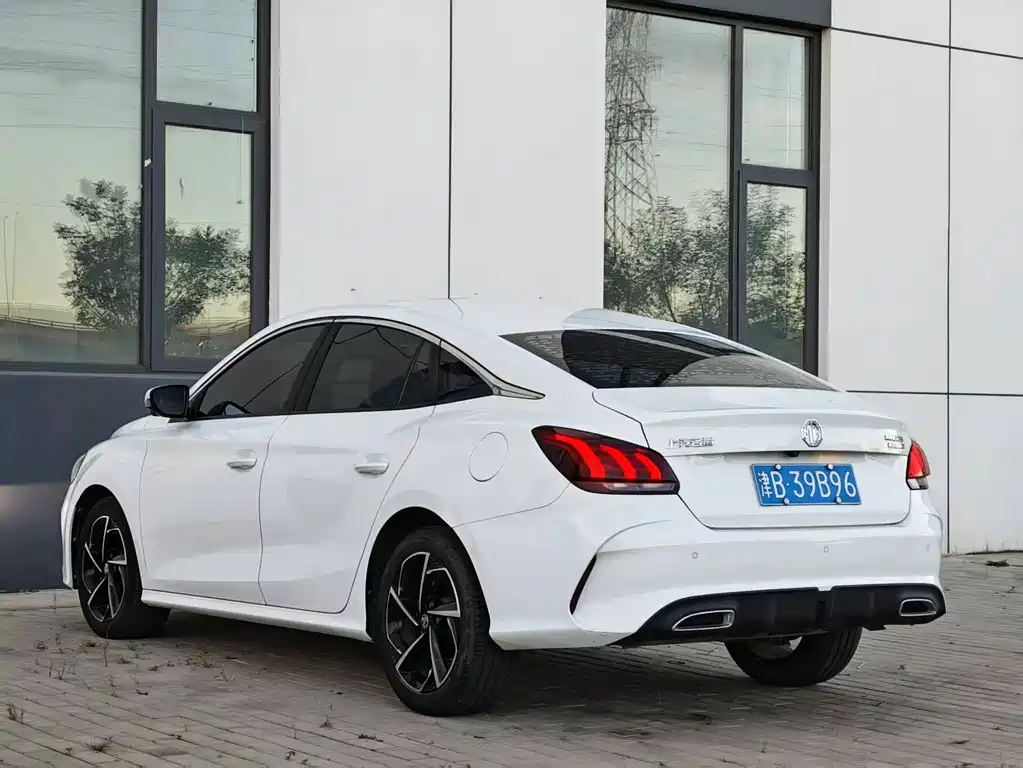 MG MG5 — миниатюра 8