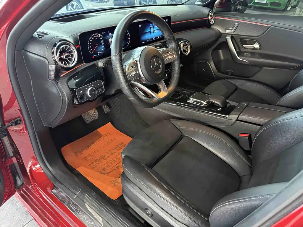Mercedes-Benz A-Class A 2019 A 200 L Sport