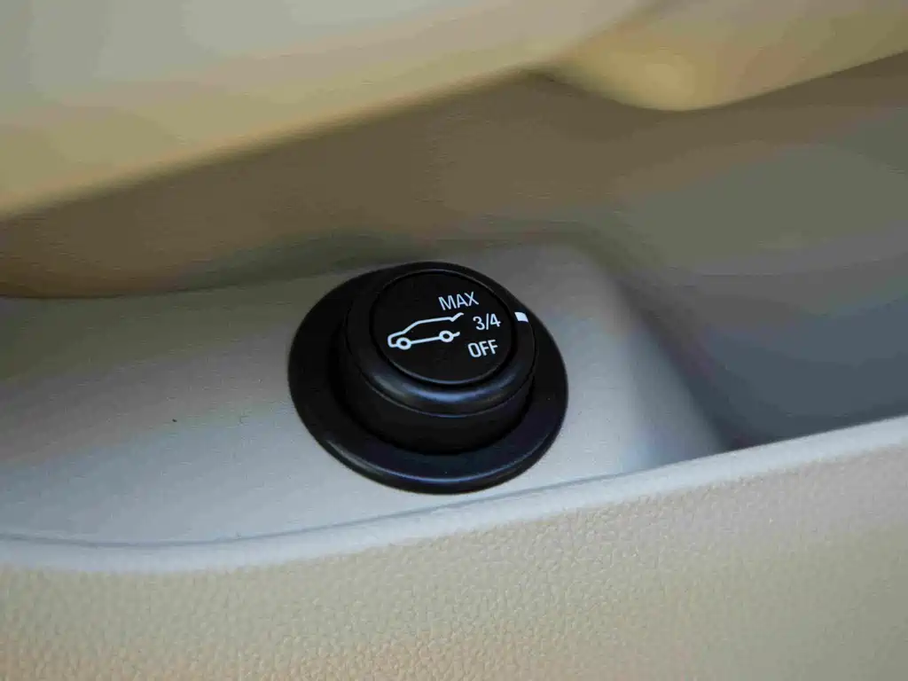 Cadillac SRX — миниатюра 15