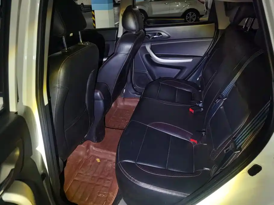 Changan CS35 — миниатюра 11
