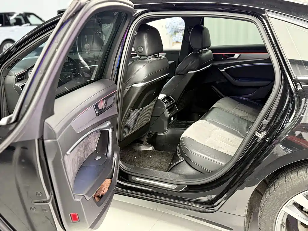 Audi A6L — миниатюра 5