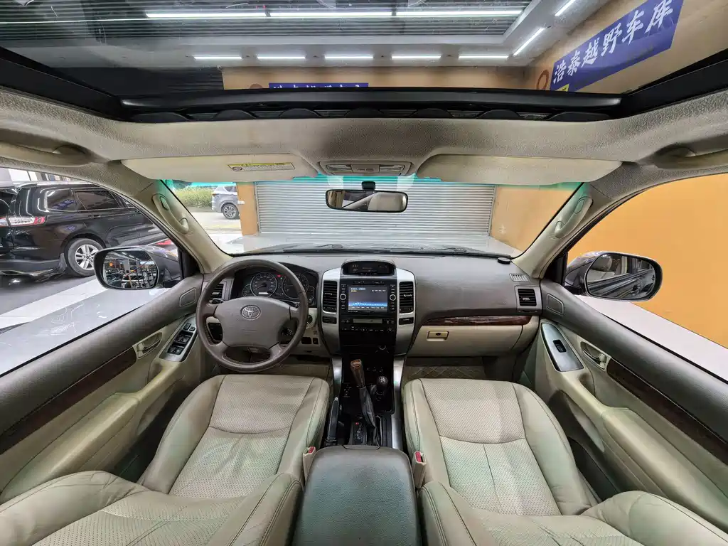 Toyota Prado (Import) — миниатюра 7