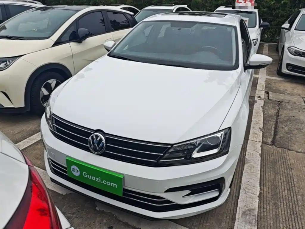 Volkswagen Sagitar — миниатюра 3