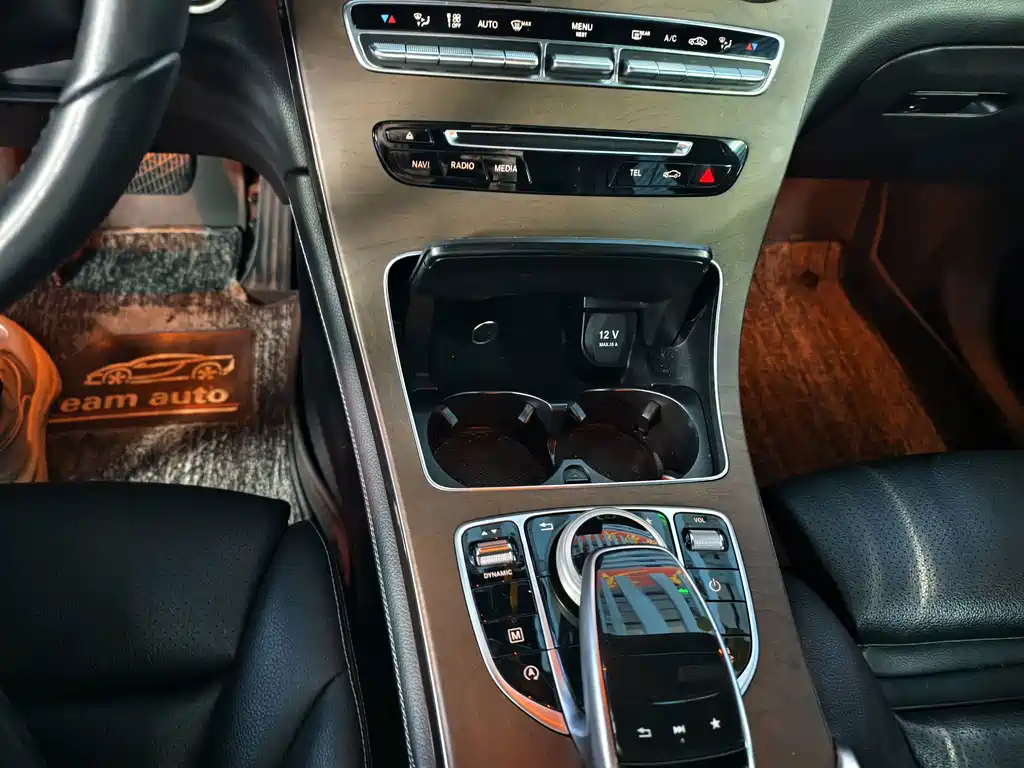 Mercedes-Benz GLC — миниатюра 12