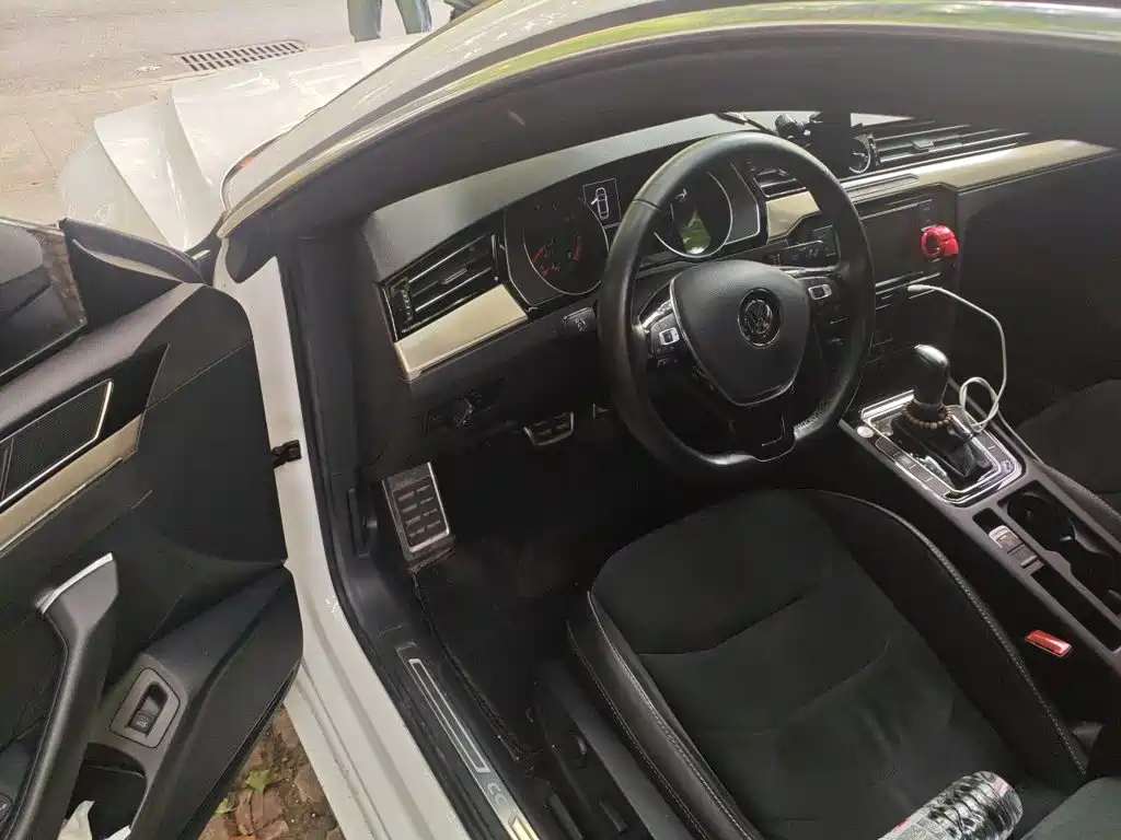 Volkswagen CC — миниатюра 14