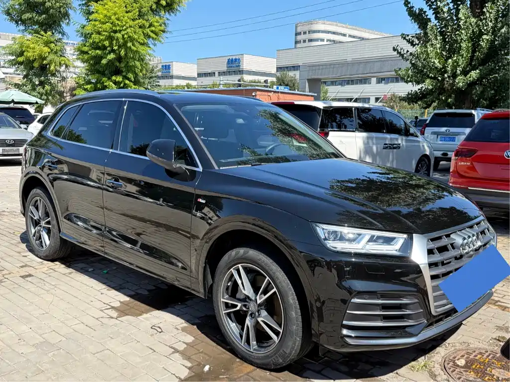 Audi Q5L — миниатюра 3