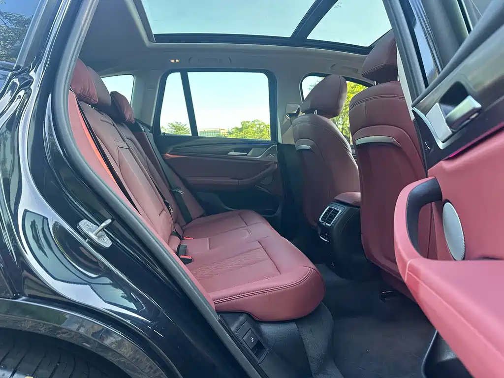 BMW X3 — миниатюра 15