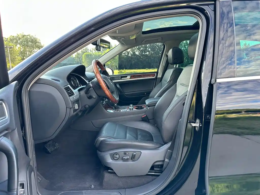 Volkswagen Touareg 3.0TSI High Config Type, фото 8
