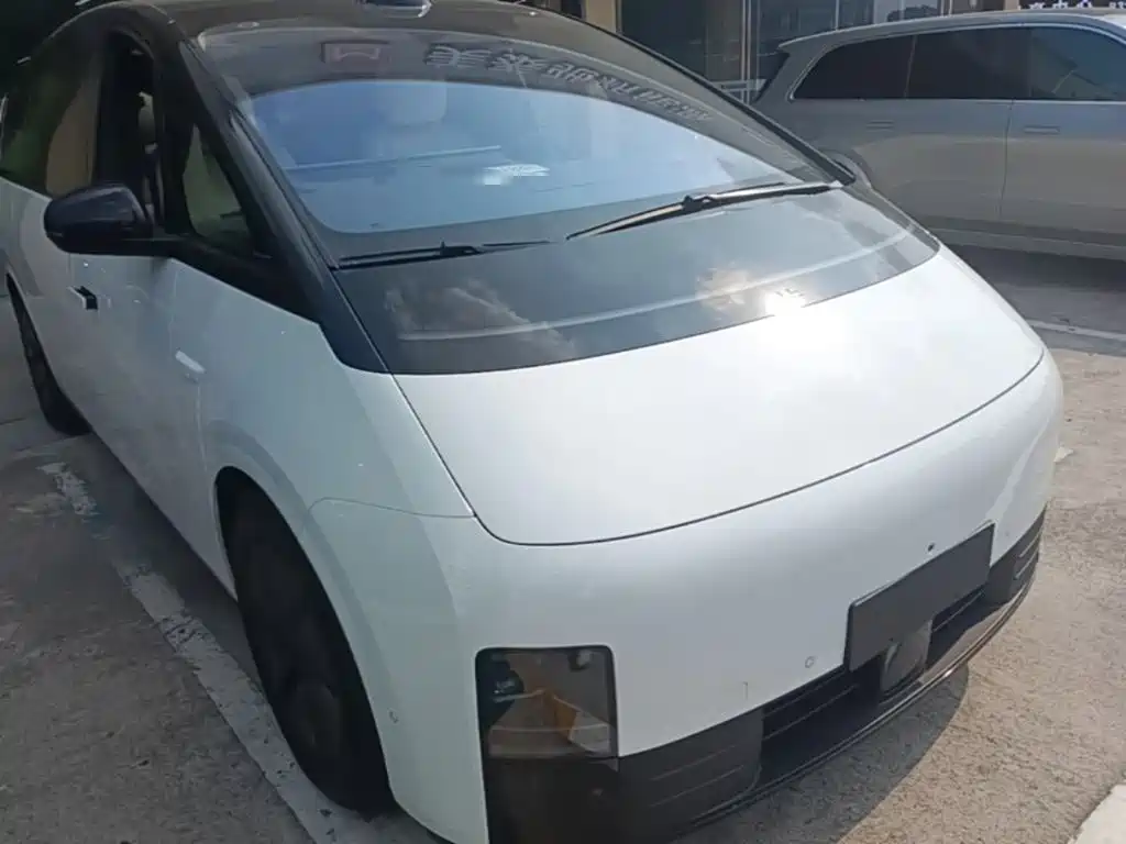 Li Auto Li MEGA — миниатюра 4