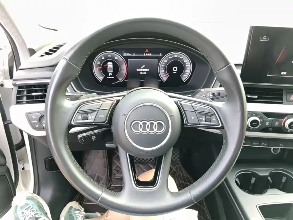 Audi A4L — миниатюра 11
