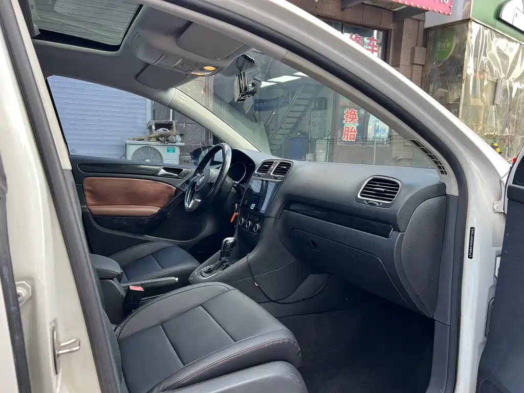 Volkswagen Golf — миниатюра 9