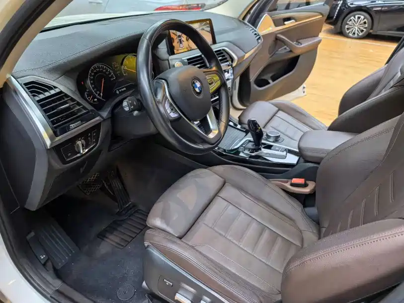 BMW X3 — миниатюра 4