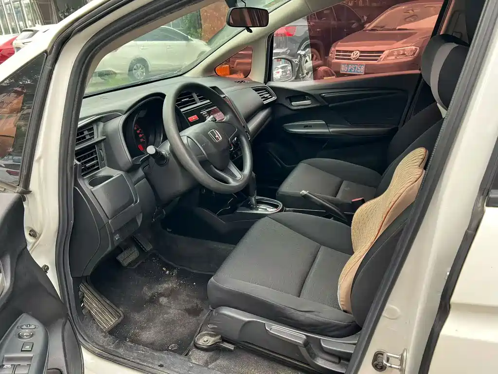 Honda Fit — миниатюра 2