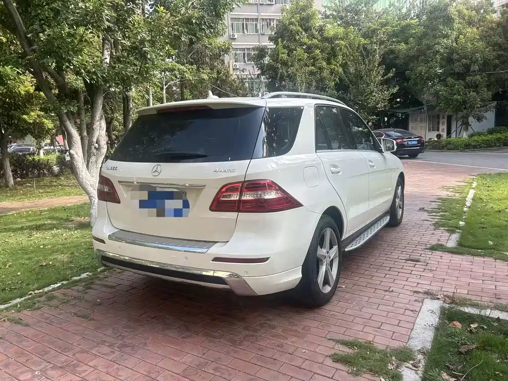 Mercedes-Benz M-Class — миниатюра 8