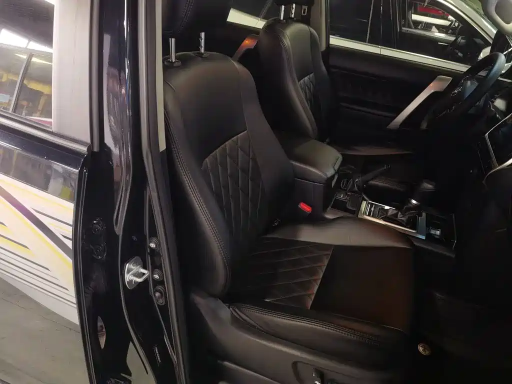 Toyota Prado — миниатюра 21