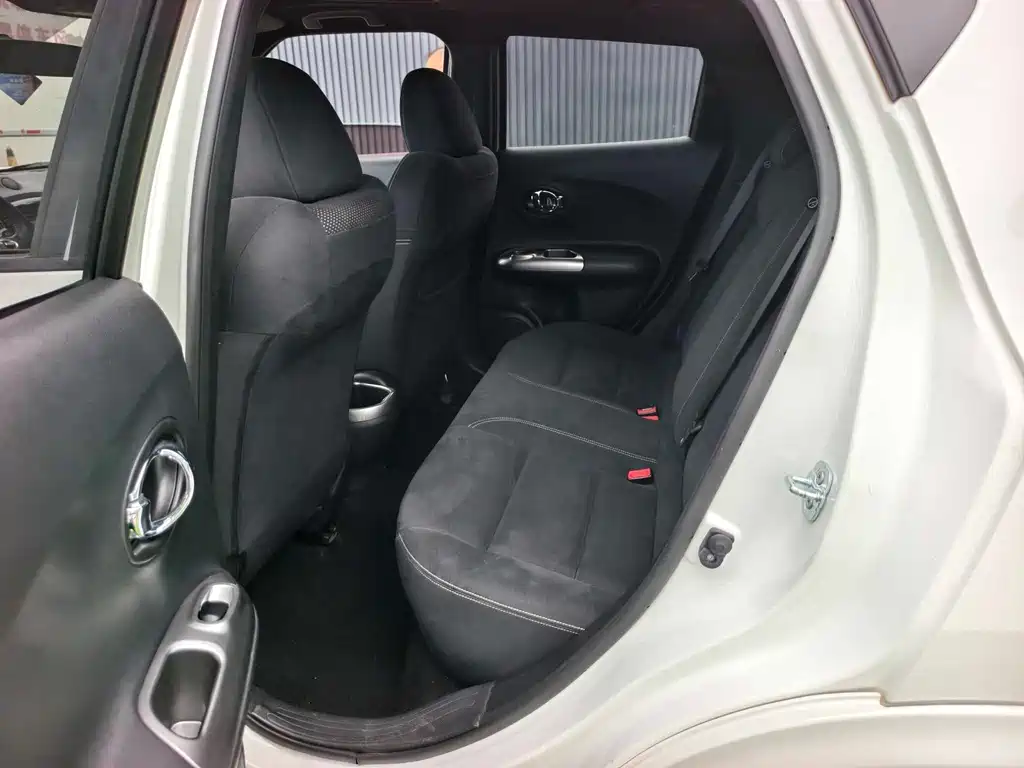 Infiniti ESQ — миниатюра 13