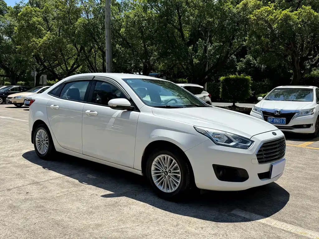 Ford Escort 1.5L Auto Comfort Type, фото 3