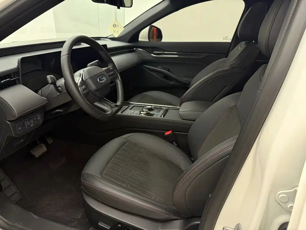Ford Mondeo — миниатюра 10