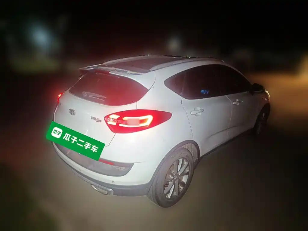 Geely Emgrand GS — миниатюра 5