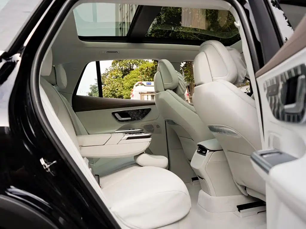 MERCEDES-BENZ EQE SUV