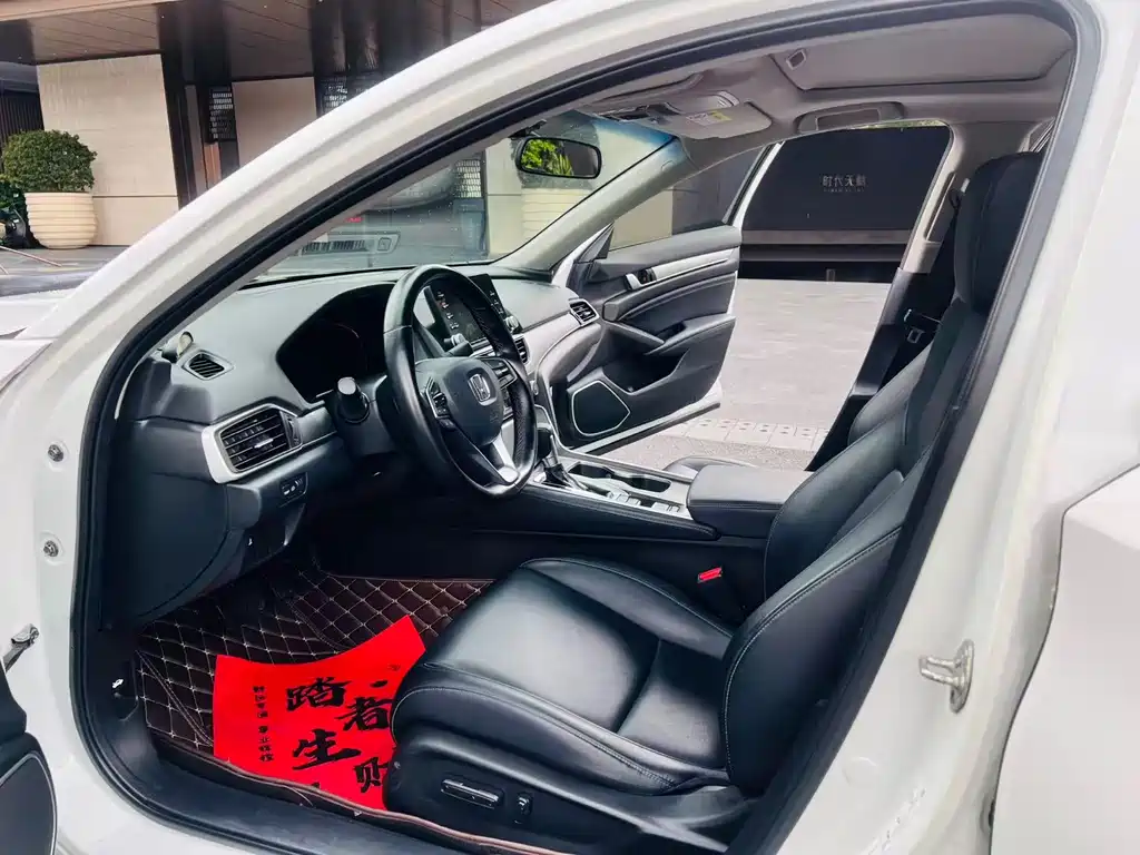 Honda Accord — миниатюра 4