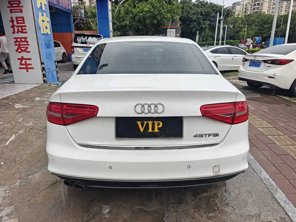 Audi A4L — миниатюра 4