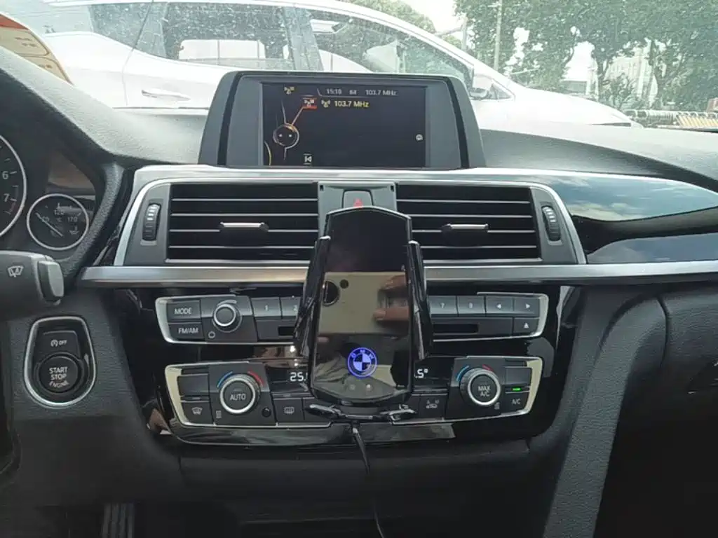 BMW 3 Series — миниатюра 12