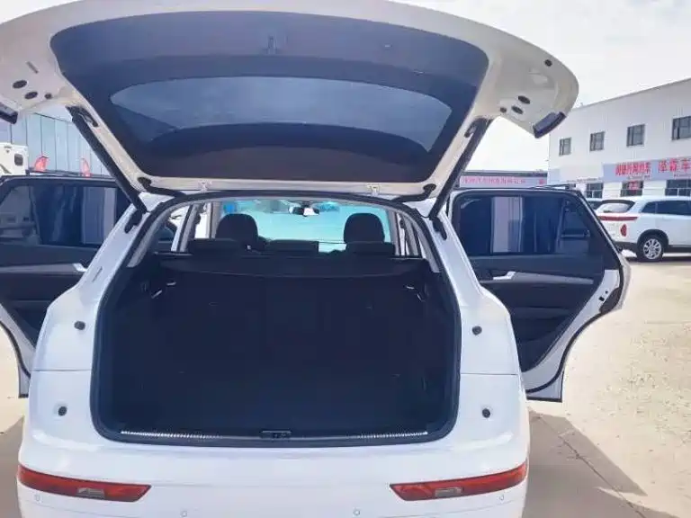 Audi Q5L — миниатюра 5