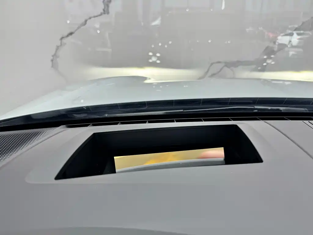 Porsche Cayenne — миниатюра 17