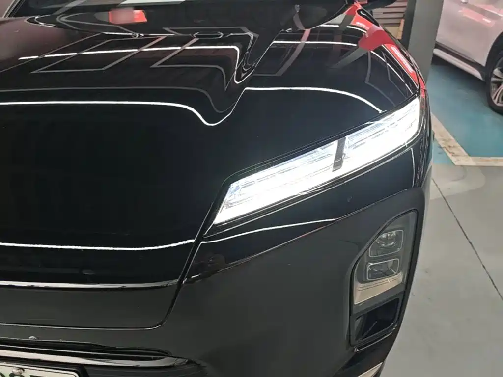 NIO ES8 — миниатюра 24