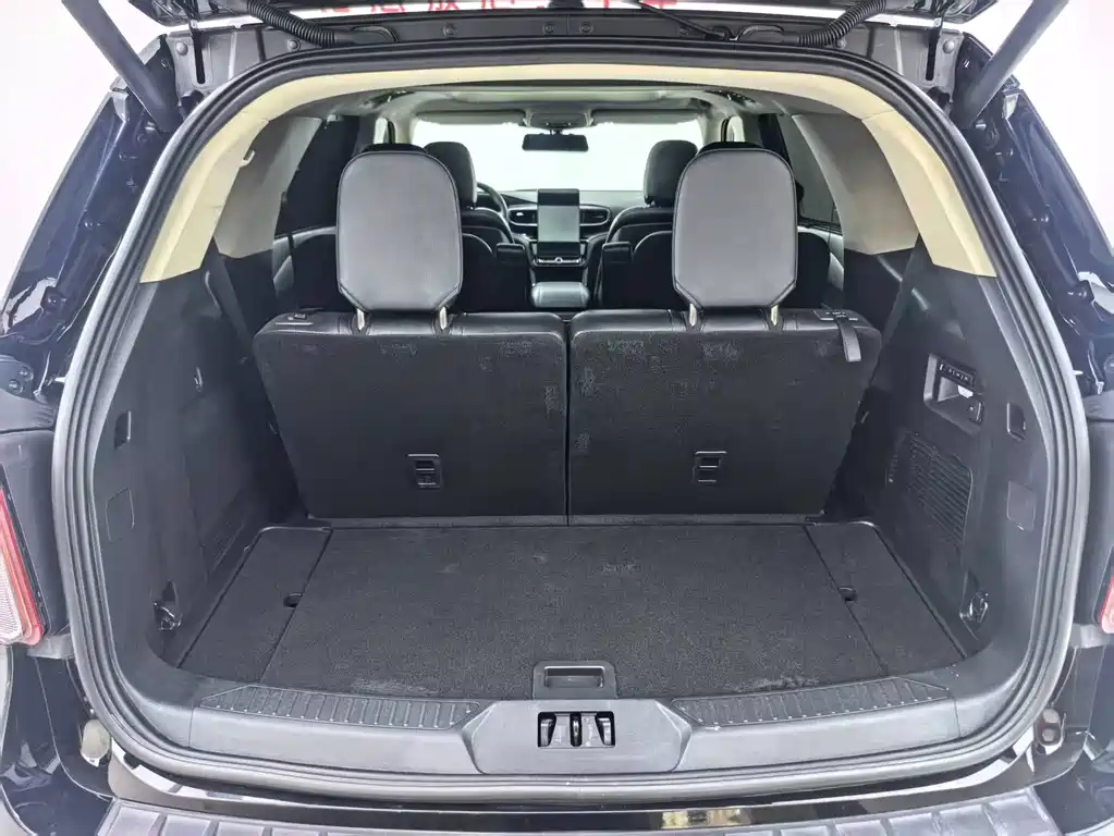 Ford Explorer — миниатюра 26