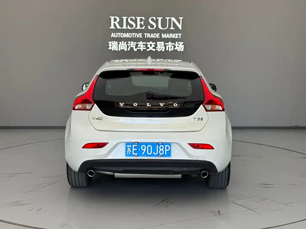 Volvo V40 2017 T3