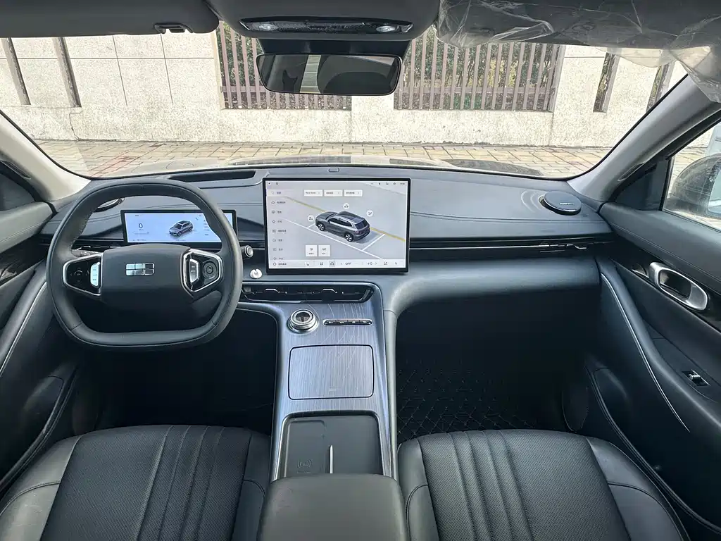 GEELY GALAXY GALAXY E5