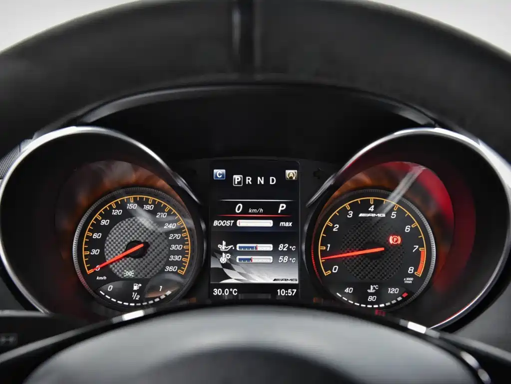 MERCEDES-BENZ AMG GT