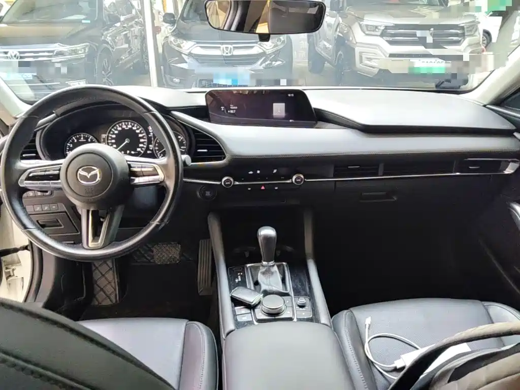 Mazda 3 Axela — миниатюра 10