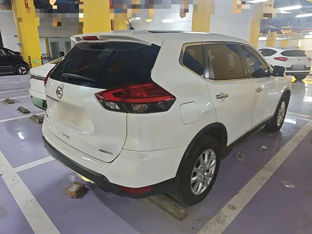 Nissan X-Trail — миниатюра 7