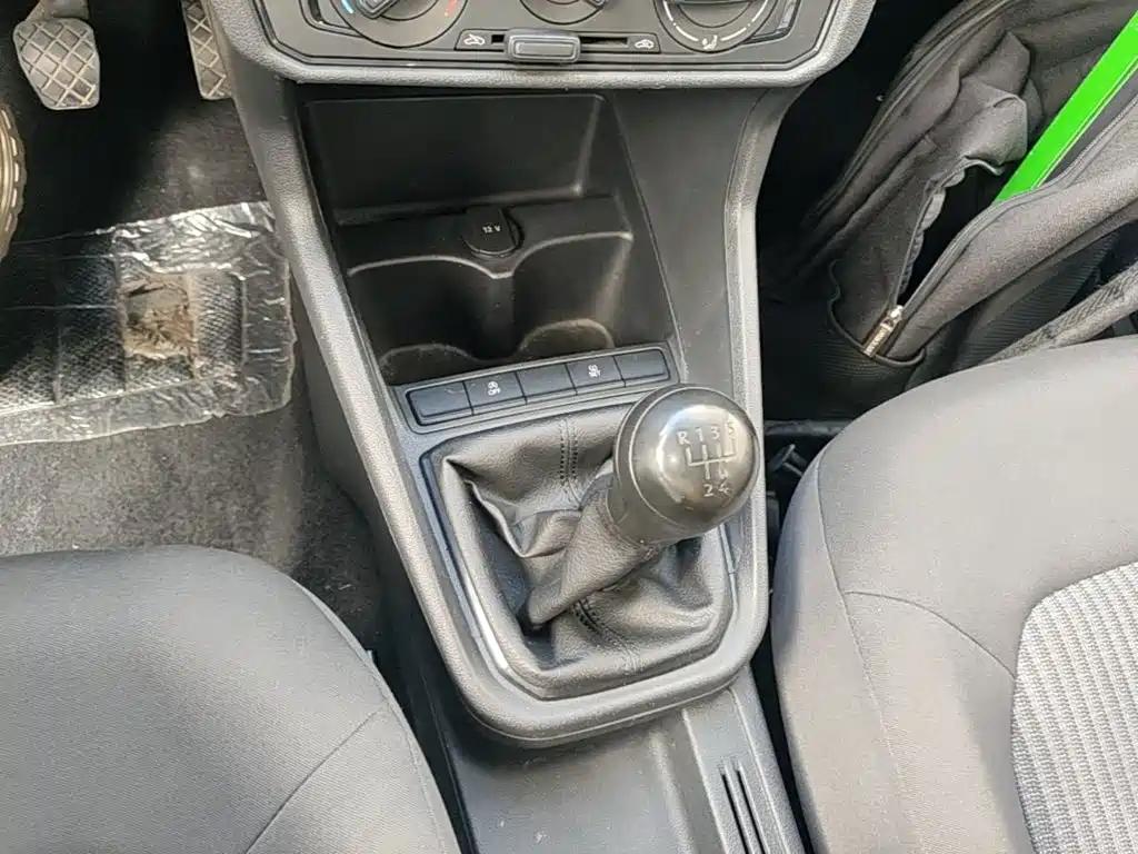 Volkswagen Santana — миниатюра 14