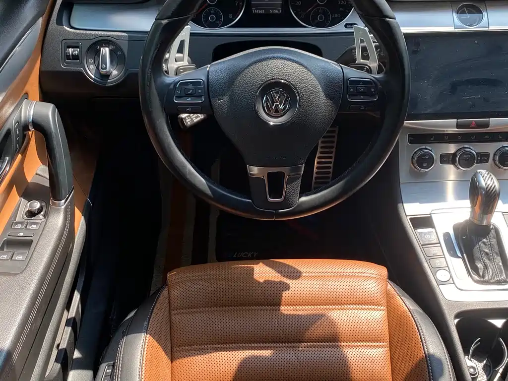 Volkswagen FAW - Passat CC CC 2013 2.0TSI Luxury