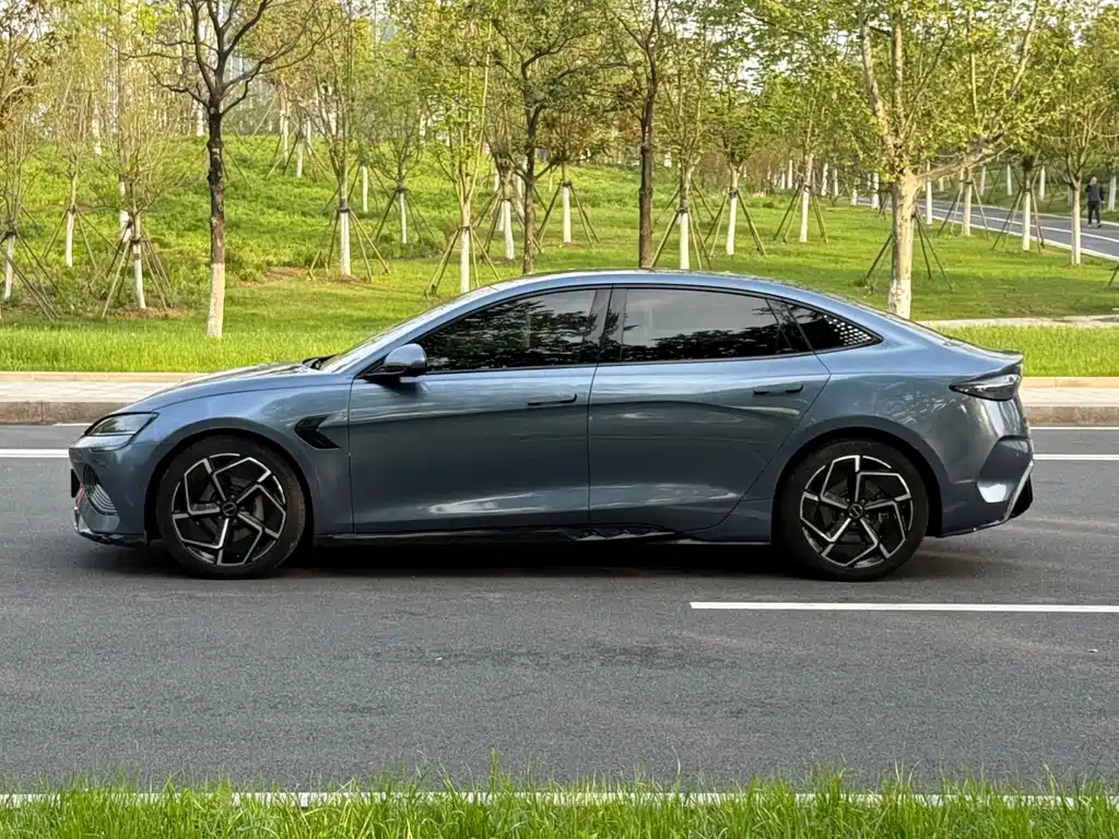 BYD Seal 2023 Champion 700km Luxury