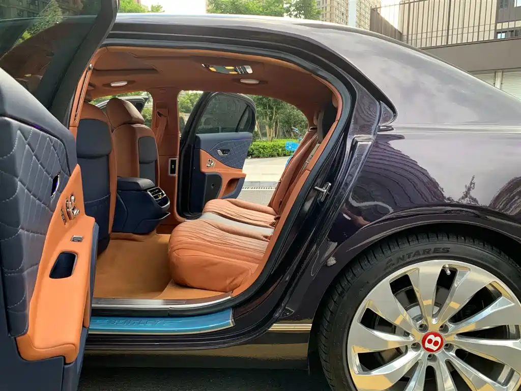 Bentley Flying Spur 6.0T 5-seat Edition, фото 11