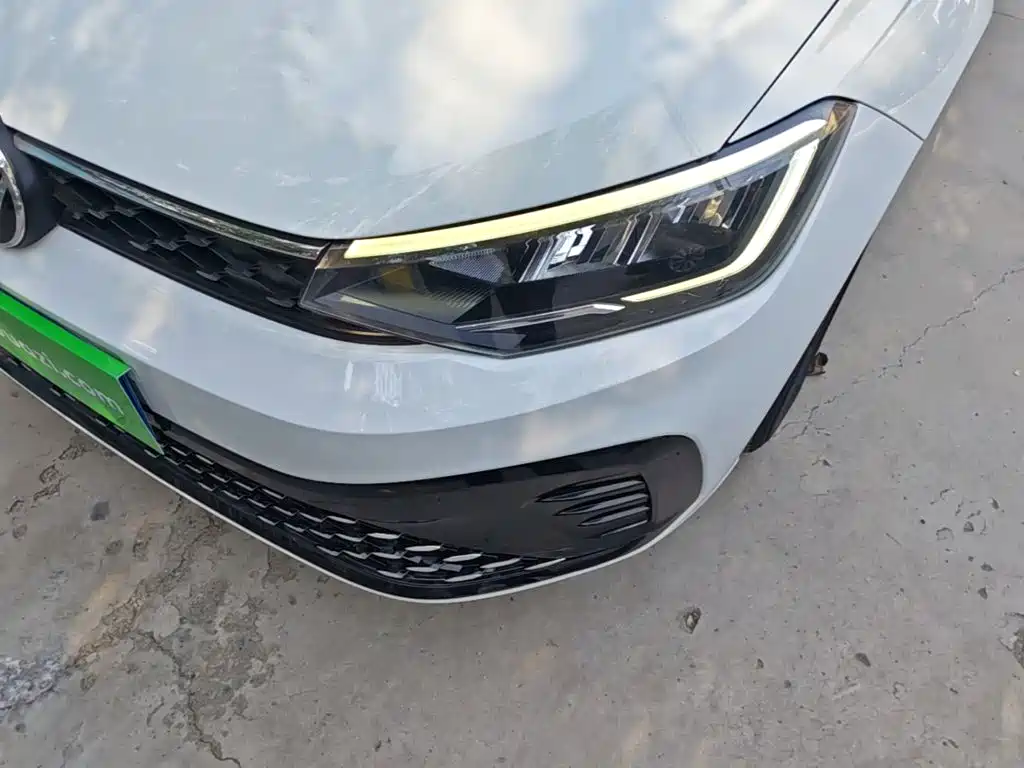 Volkswagen Lavida — миниатюра 24
